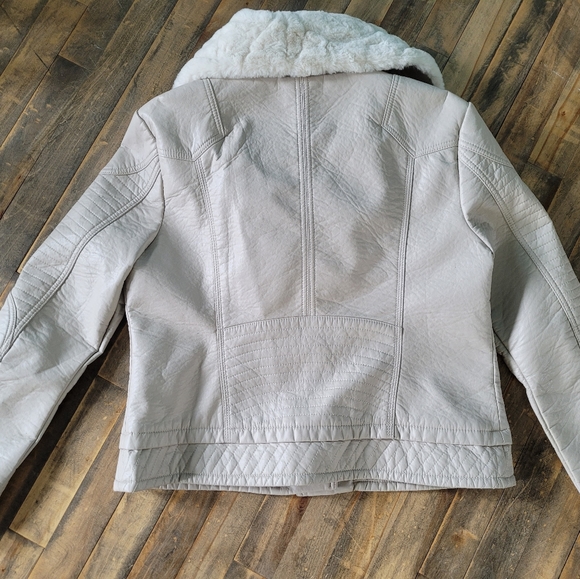 Guess jacket - Picture 4 of 4